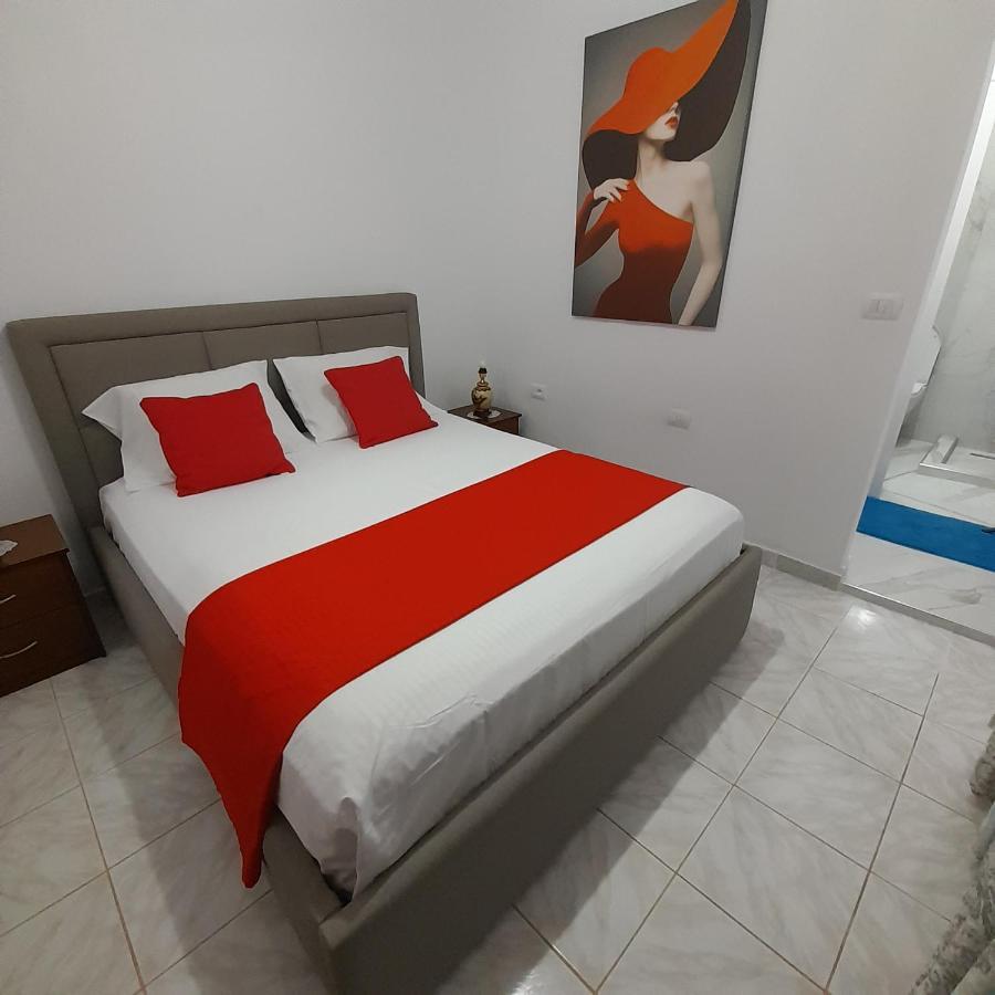 Luxury Dennis Home Sarandë Exterior foto