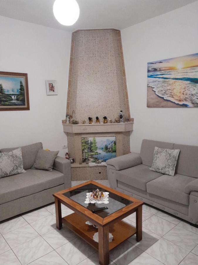 Luxury Dennis Home Sarandë Exterior foto