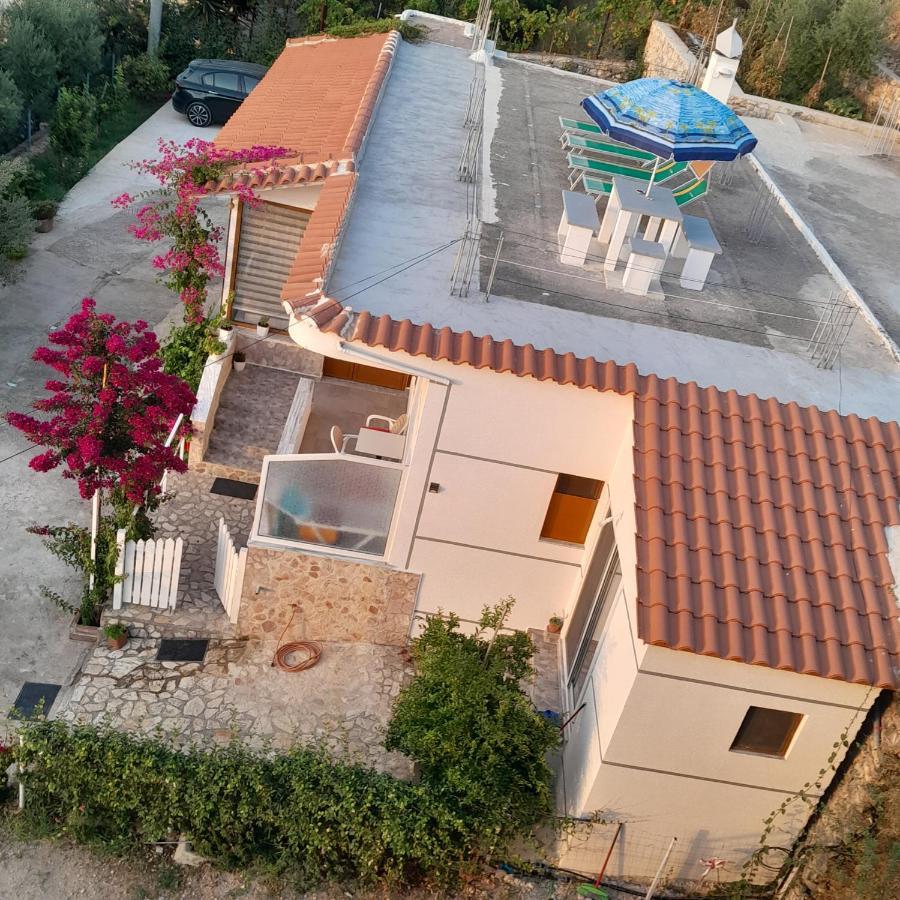 Luxury Dennis Home Sarandë Exterior foto